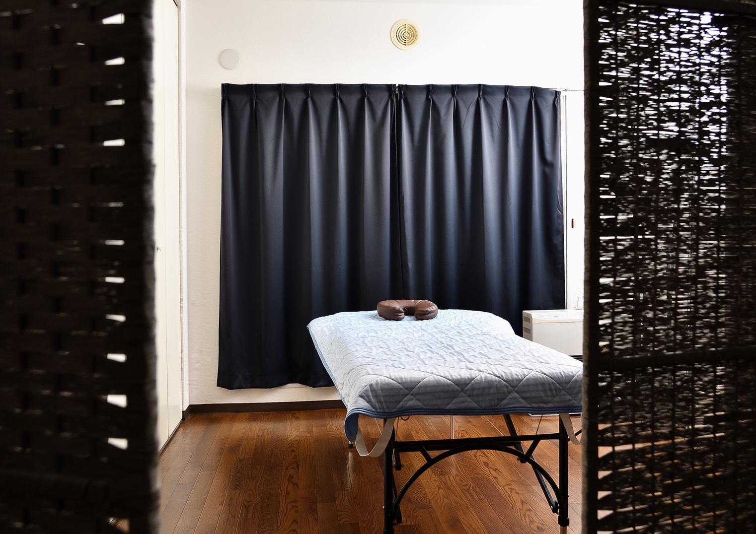 整体サロン キネ99 施術室